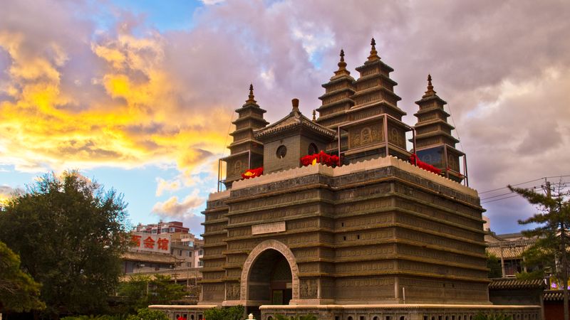 Five-Pagoda Temple