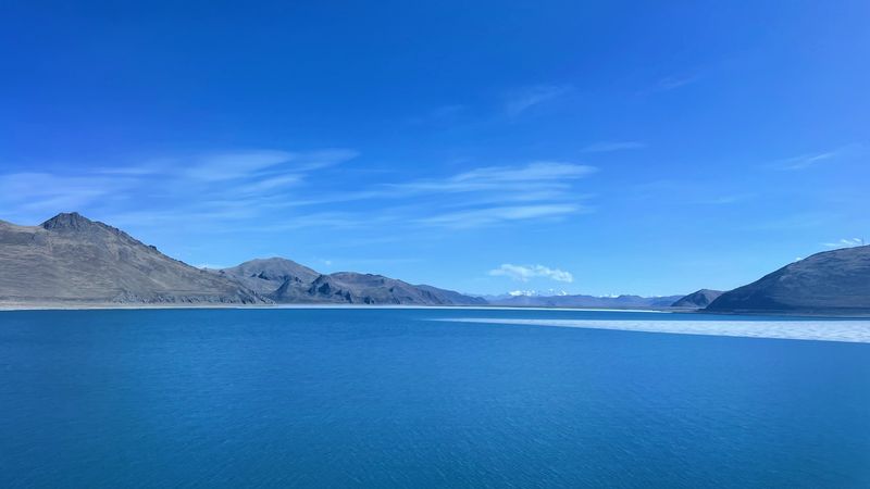 Yamdrok Lake