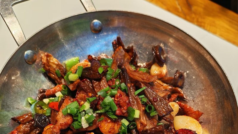 Sanxiaguo (Three-in-one Pot)